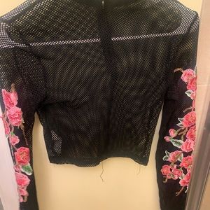 Fishnet crop top  with colorful flower embroidered on sleeves